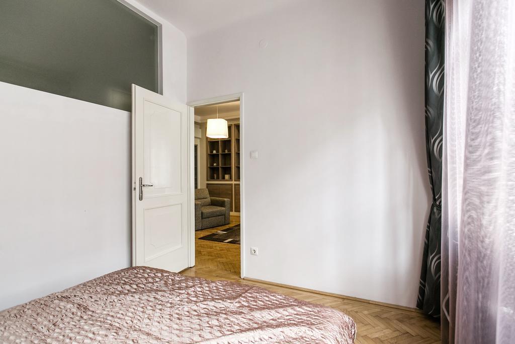 Apartment At Nagymezo Budapest Eksteriør billede