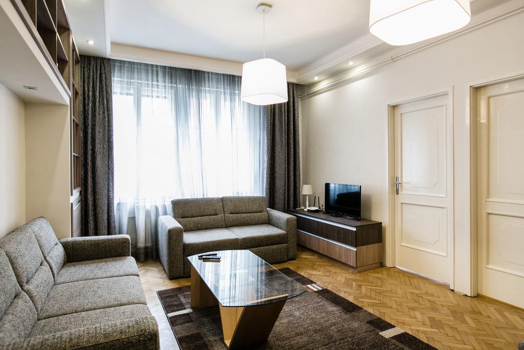 Apartment At Nagymezo Budapest Eksteriør billede